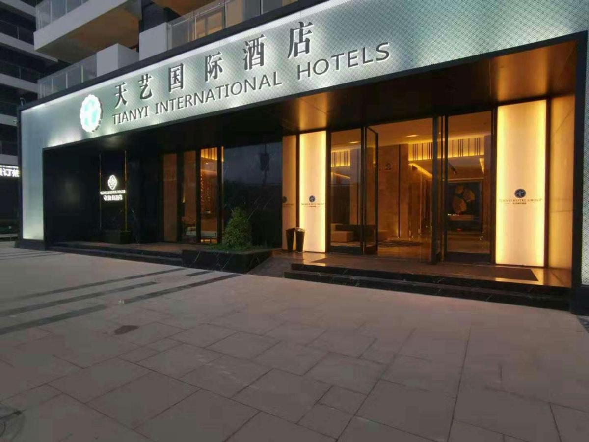 Tian Yi International Hotel 天艺国际酒店 Phnom Pen Exterior foto